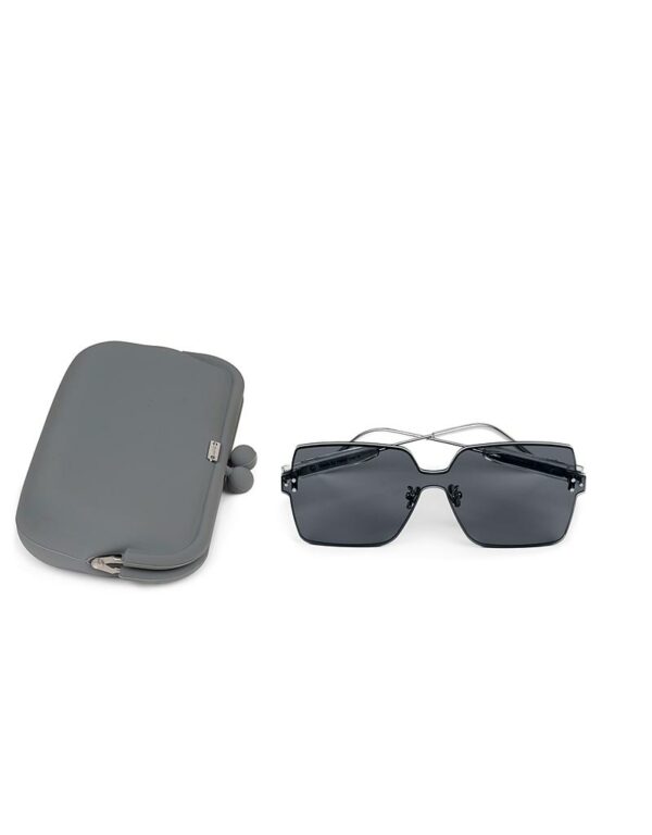 Square rimless sunglasses in smoke gray color